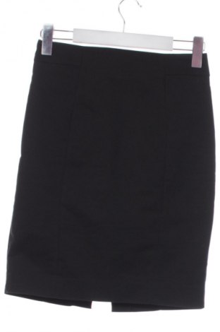 Пола H&M, Размер XS, Цвят Черен, Цена 4,09 €