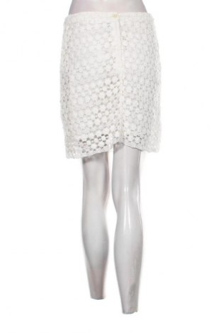 Пола H&M Divided, Размер S, Цвят Бял, Цена 6,13 €