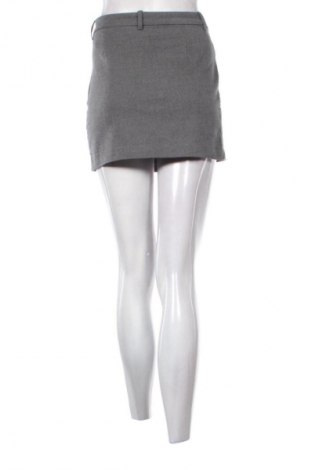 Пола H&M Divided, Размер M, Цвят Сив, Цена 6,64 €