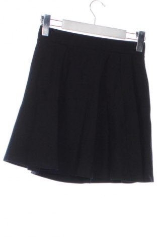 Пола H&M Divided, Размер XS, Цвят Черен, Цена 7,66 €