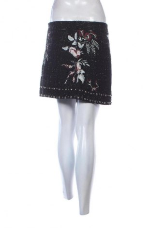 Пола Liu Jo, Размер M, Цвят Многоцветен, Цена 13,80 €