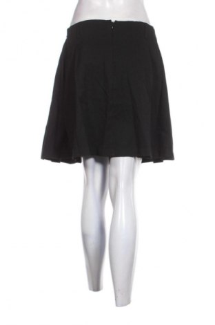 Пола Mango, Размер M, Цвят Черен, Цена 13,81 €