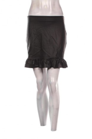 Пола Mango, Размер M, Цвят Черен, Цена 9,71 €