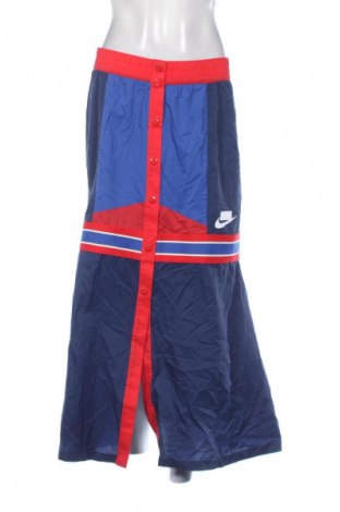 Sukně Nike, Velikost M, Barva Vícebarevné, Cena  939,00 Kč