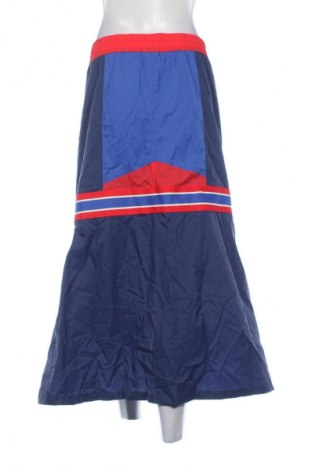 Sukně Nike, Velikost M, Barva Vícebarevné, Cena  939,00 Kč