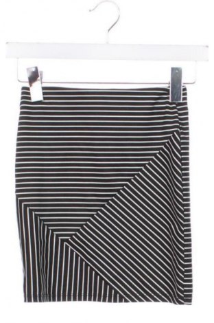 Пола Pull&Bear, Размер XS, Цвят Многоцветен, Цена 6,64 €