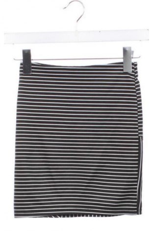 Пола Pull&Bear, Размер XS, Цвят Многоцветен, Цена 6,64 €