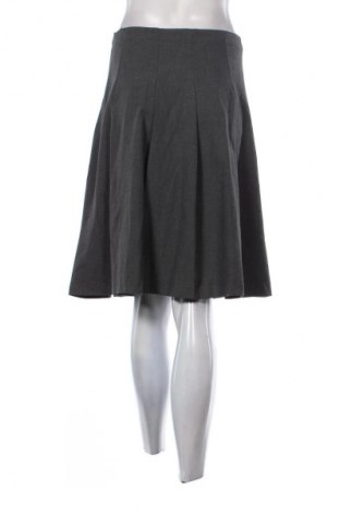 Пола Pull&Bear, Размер M, Цвят Сив, Цена 8,18 €