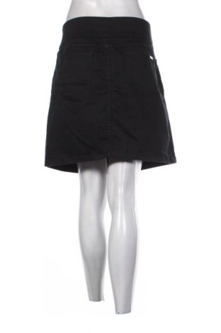 Пола S.C & Co, Размер XXL, Цвят Черен, Цена 6,64 €