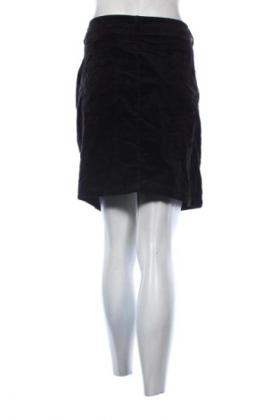 Пола S.Oliver, Размер XL, Цвят Черен, Цена 5,62 €