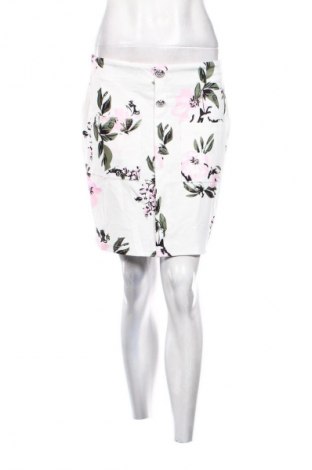 Пола SHEIN, Размер M, Цвят Многоцветен, Цена 10,00 €