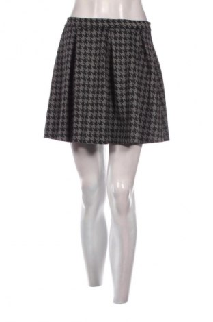 Пола Sinsay, Размер S, Цвят Многоцветен, Цена 5,11 €