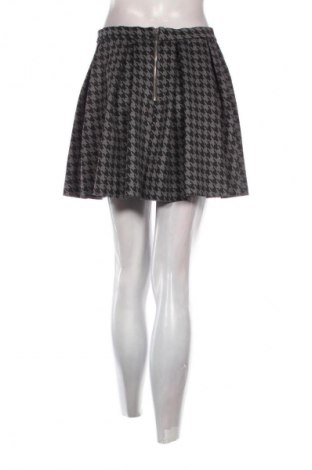 Пола Sinsay, Размер S, Цвят Многоцветен, Цена 5,11 €