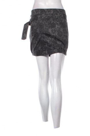 Fustă Stradivarius, Mărime M, Culoare Multicolor, Preț 39,99 Lei