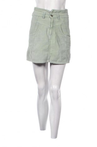 Пола Stradivarius, Размер S, Цвят Зелен, Цена 7,81 €