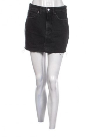 Пола Superdry, Размер S, Цвят Черен, Цена 10,22 €