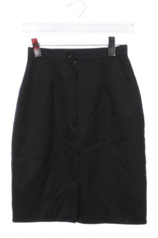 Пола Unbranded, Размер XXS, Цвят Черен, Цена 5,67 €