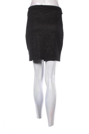 Пола Unbranded, Размер M, Цвят Черен, Цена 10,22 €