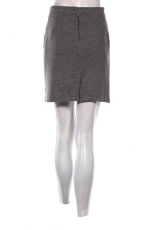 Fustă Unbranded, Mărime S, Culoare Gri, Preț 51,00 Lei