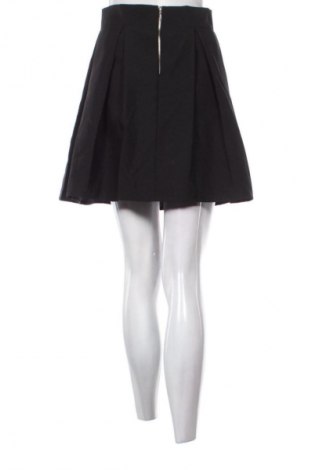 Пола Unbranded, Размер S, Цвят Черен, Цена 6,65 €