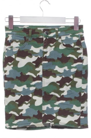 Пола Unique, Размер XS, Цвят Многоцветен, Цена 9,71 €