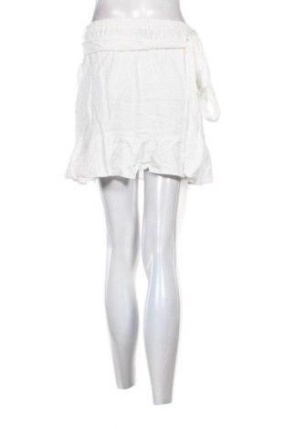 Пола Vero Moda, Размер S, Цвят Екрю, Цена 10,22 €