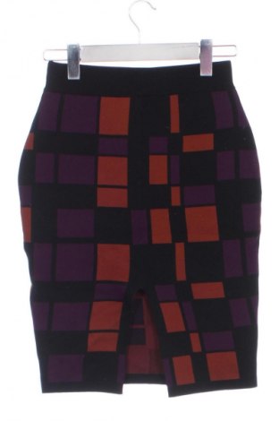 Пола Vero Moda, Размер XS, Цвят Многоцветен, Цена 5,11 €