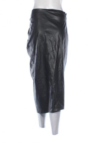 Пола Zara, Размер S, Цвят Черен, Цена 14,31 €