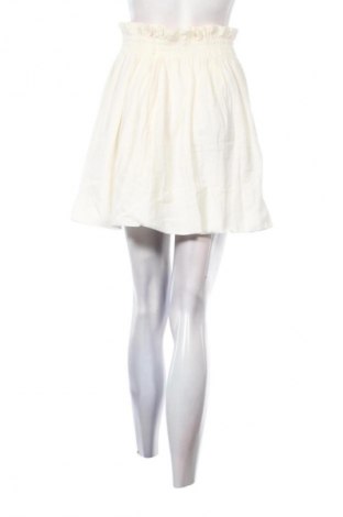 Пола Zara, Размер L, Цвят Екрю, Цена 9,20 €