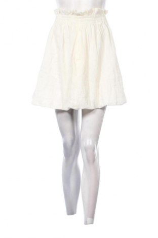 Пола Zara, Размер L, Цвят Екрю, Цена 9,20 €