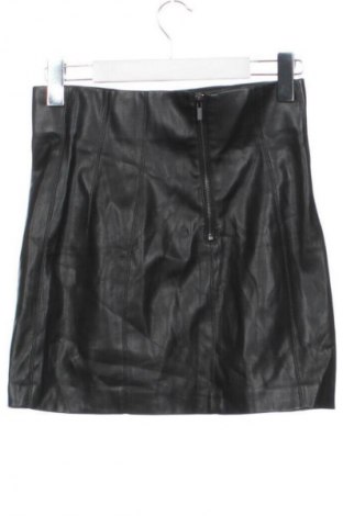 Пола Zara, Размер S, Цвят Черен, Цена 5,11 €