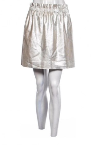 Пола Zara, Размер L, Цвят Сребрист, Цена 6,13 €