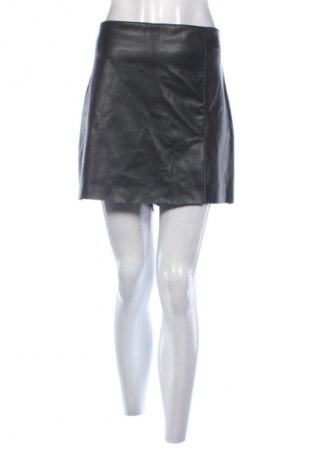 Пола Zara, Размер XL, Цвят Черен, Цена 8,18 €