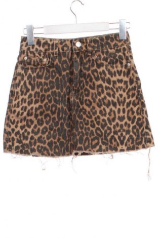 Пола Zara, Размер XS, Цвят Многоцветен, Цена 19,80 €