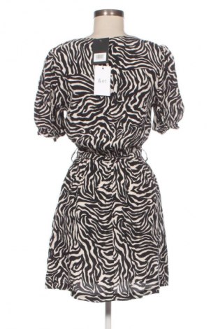 Rochie & ET, Mărime M, Culoare Multicolor, Preț 253,99 Lei