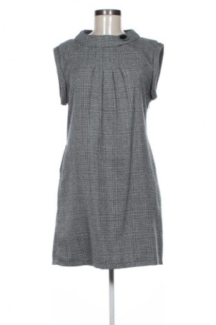 Kleid Apricot, Größe M, Farbe Mehrfarbig, Preis 8,99 €