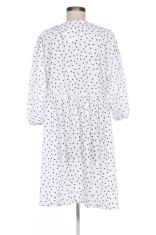 Рокля Beloved, Размер XL, Цвят Многоцветен, Цена 20,45 €