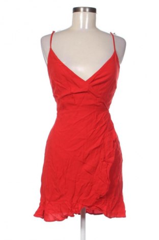 Рокля Bershka, Размер S, Цвят Червен, Цена 9,14 €