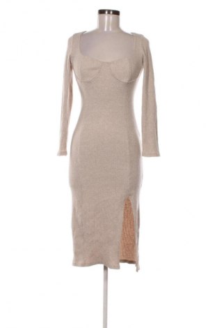 Rochie Bershka, Mărime L, Culoare Bej, Preț 60,99 Lei