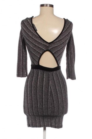 Рокля Bershka, Размер S, Цвят Сребрист, Цена 20,45 €