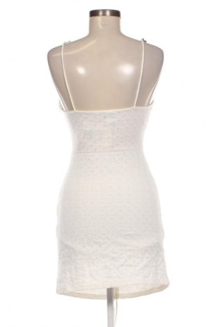 Rochie Bershka, Mărime S, Culoare Alb, Preț 74,99 Lei