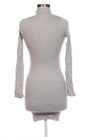 Rochie Bershka, Mărime XS, Culoare Gri, Preț 26,99 Lei