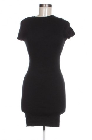 Φόρεμα Bershka, Μέγεθος M, Χρώμα Μαύρο, Τιμή 17,99 €