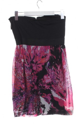 Šaty  Bershka, Velikost XS, Barva Vícebarevné, Cena  569,00 Kč