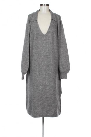 Рокля Body Flirt, Размер XL, Цвят Сив, Цена 9,71 €