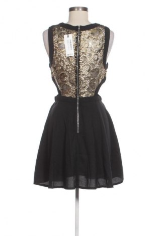 Рокля Boohoo, Размер M, Цвят Черен, Цена 32,21 €