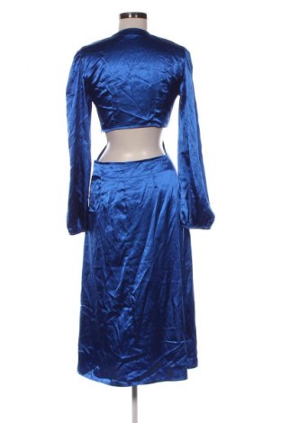 Ruha Boohoo, Méret M, Szín Kék, Ár 5 719 Ft