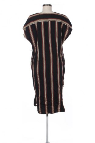 Рокля Canda, Размер M, Цвят Многоцветен, Цена 11,24 €