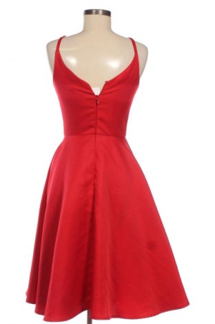 Kleid Chi Chi, Größe S, Farbe Rot, Preis € 29,99