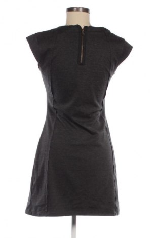 Рокля Desigual, Размер M, Цвят Многоцветен, Цена 16,87 €